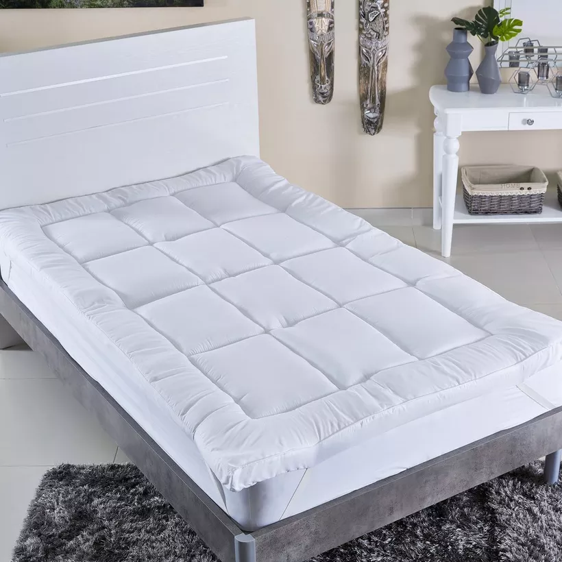 Hilton Twin Mattress Topper – 120×200 cm